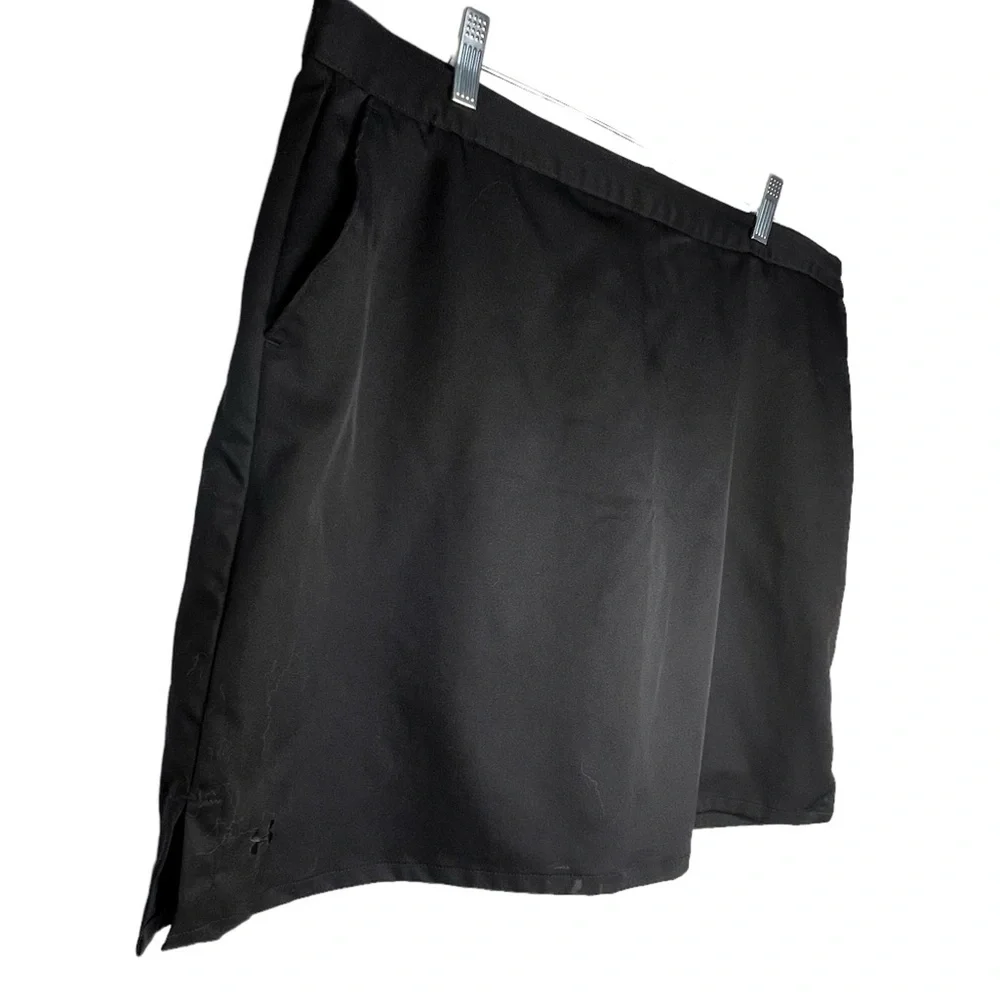 Under Armour Performance‎ Black Skort - Picture 2 of 5